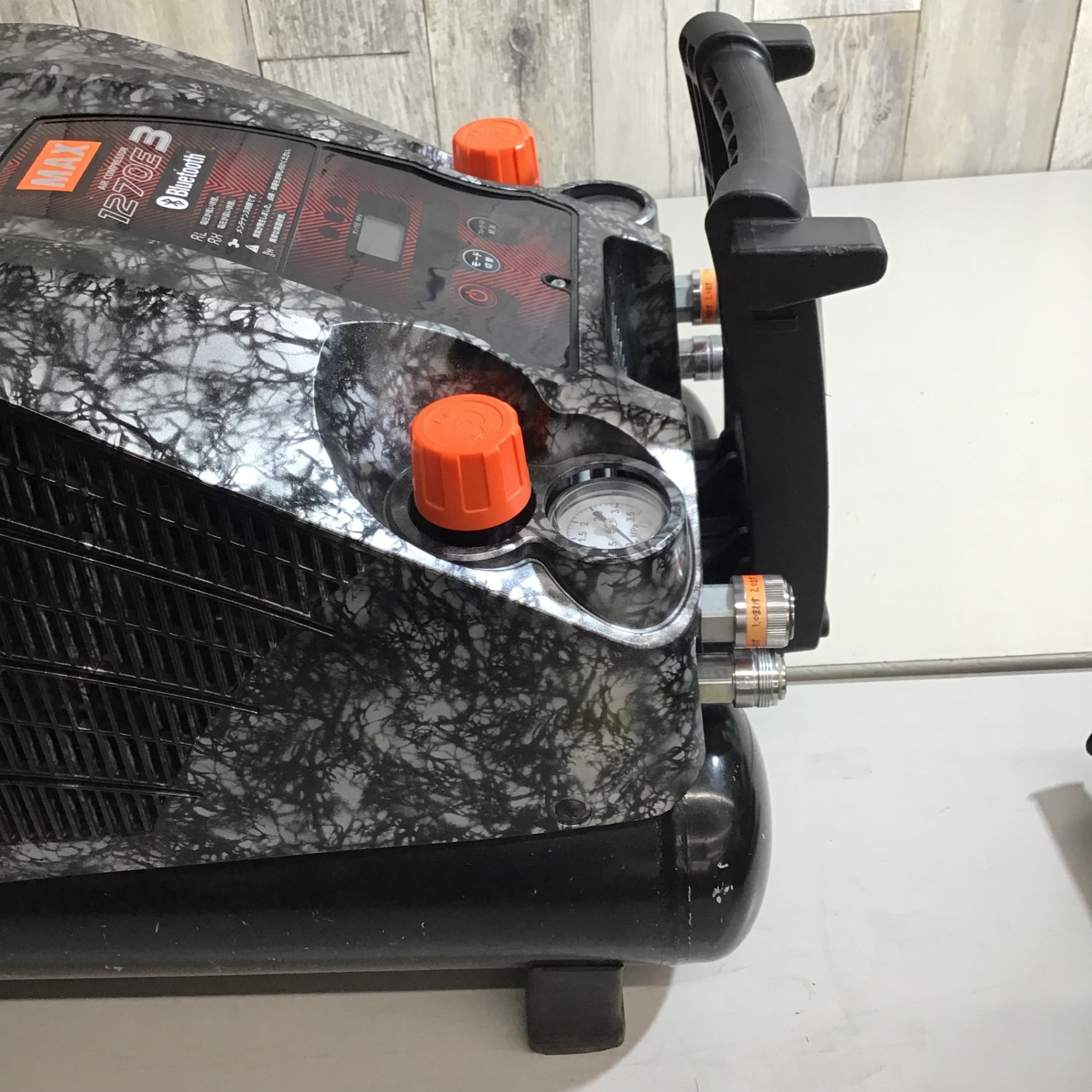 中古品】☆マックス MAX エアコンプレッサー AK-HH1270E3_ガイア