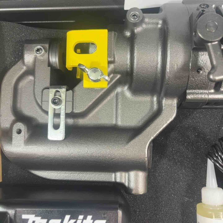 ★マキタ(makita) コードレスパンチャー PP200DRG【川崎店】