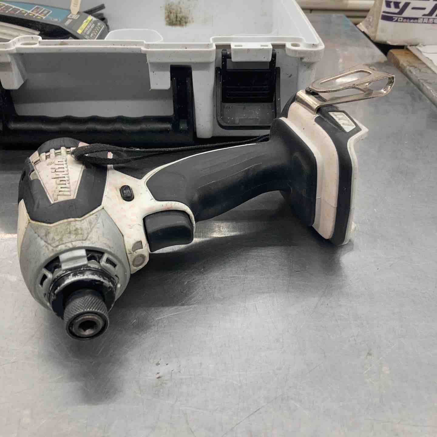 ☆マキタ(makita) コードレスインパクトドライバー TD146DX2W