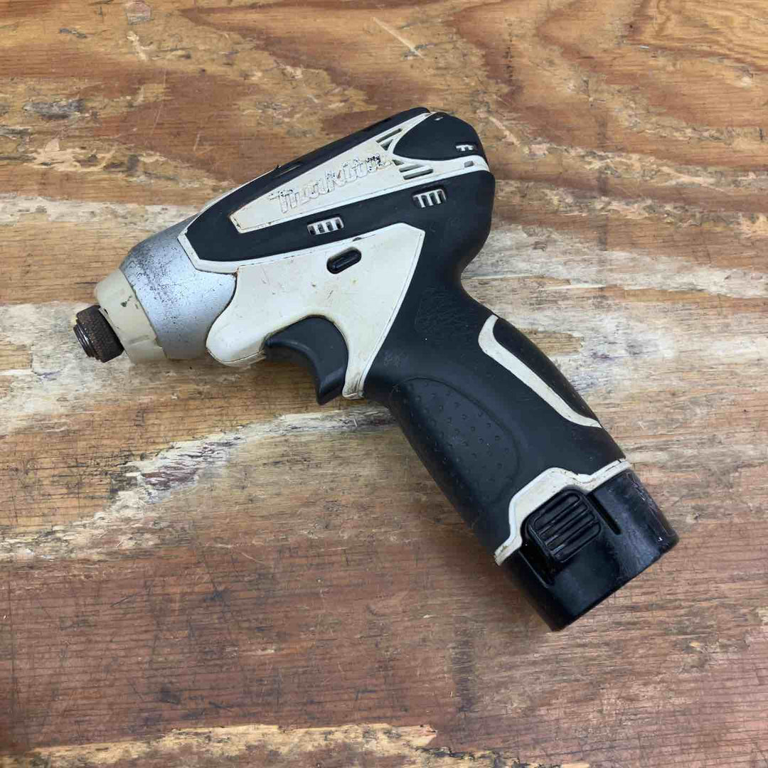 ☆マキタ(makita) コードレスインパクトドライバ TD090DWXW【柏店】