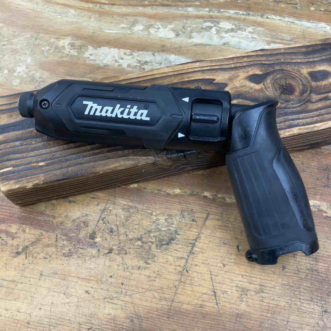 【中古品】★マキタ(makita) コードレスペンインパクトドライバー TD022DSHXB 7.2V フルセット ブラック 黒色【柏店】