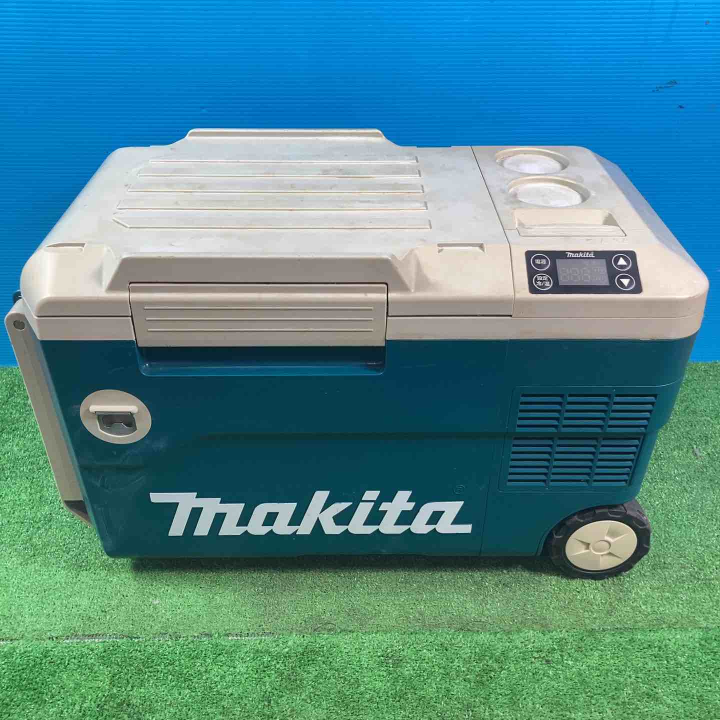 コードレス冷温庫 18V ☆マキタ(makita) | 充電式保冷温庫 – アクト