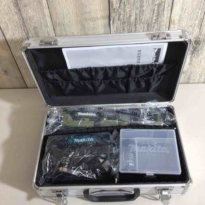 【未使用品】★純正バッテリー&充電器付き★マキタ(makita) コードレスペンインパクトドライバー TD022DSHXO オリーブ【戸田店】