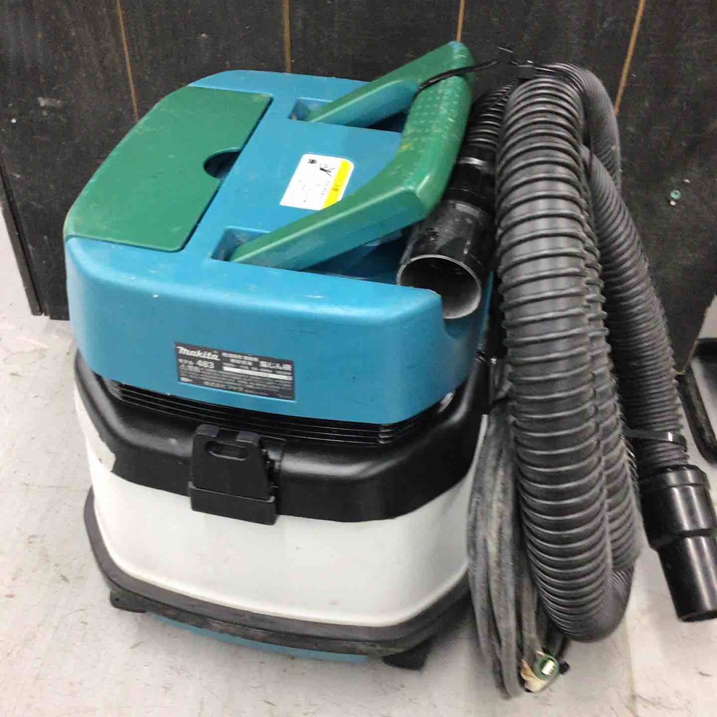 品】☆マキタ(makita) ストア 集じん機 乾湿両用 483(P)【戸田店