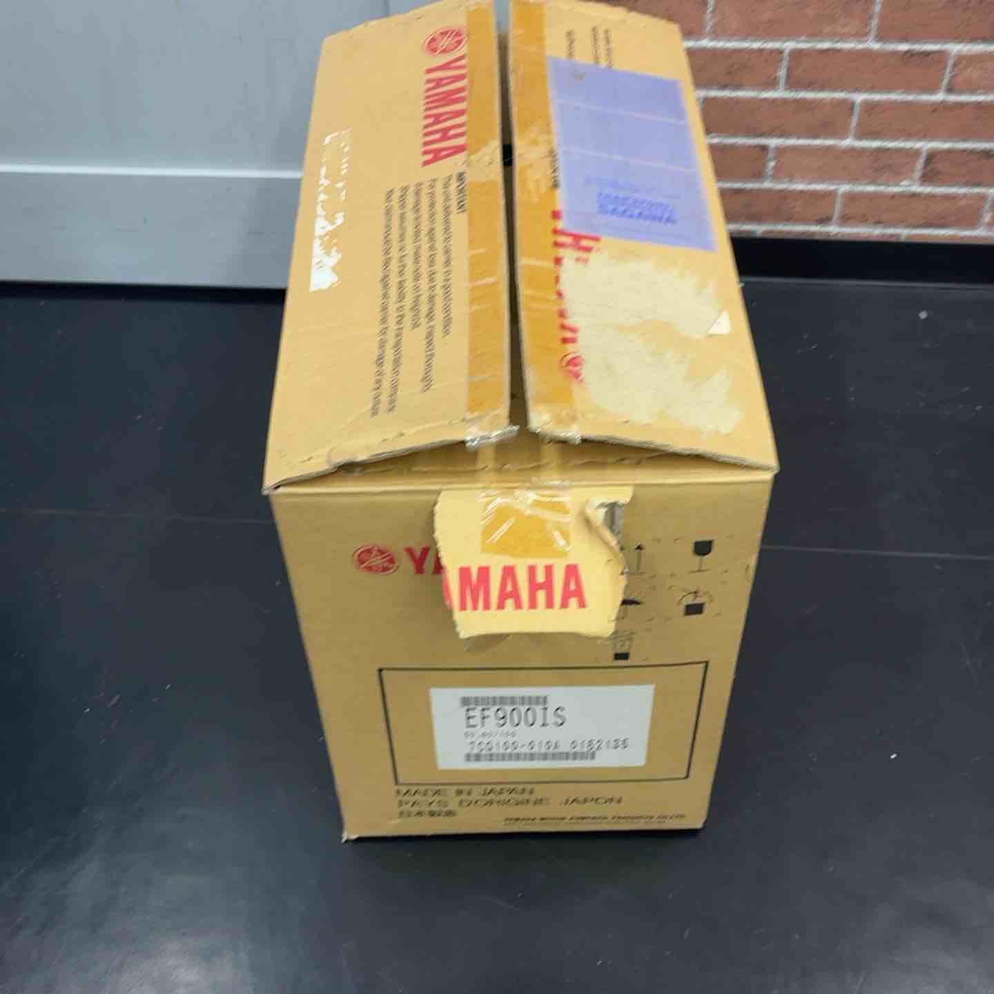 未使用品】 ヤマハ (YAMAHA) インバーター発電機 EF900iS 【藤沢店