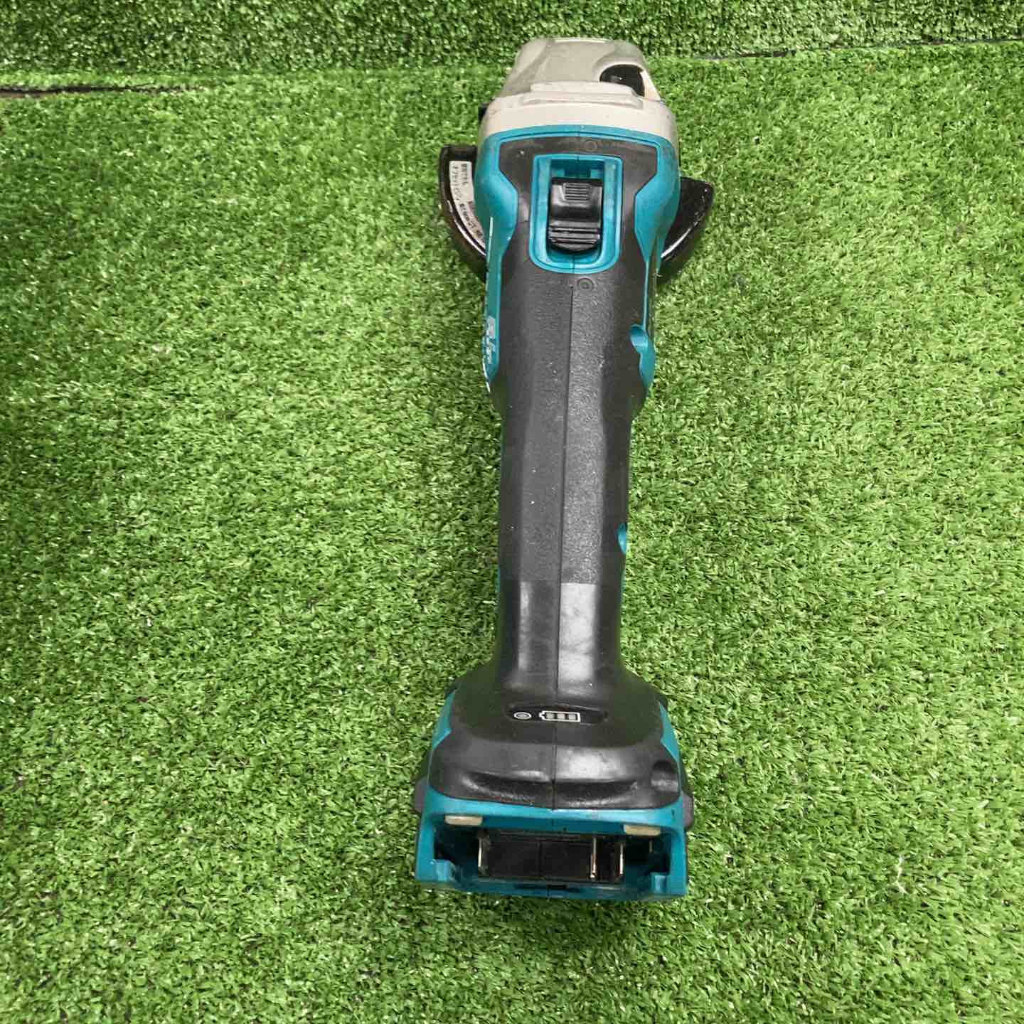 ☆マキタ(makita) 100mmコードレスディスクグラインダ GA404DZN