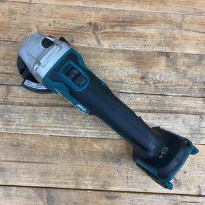 マキタ(makita) 100mmコードレスディスクグラインダ GA404DZN (GA404DN) 【東大和店】