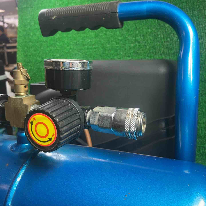 ◇E-Value 常圧エアーコンプレッサー AM02-04N【川崎店】