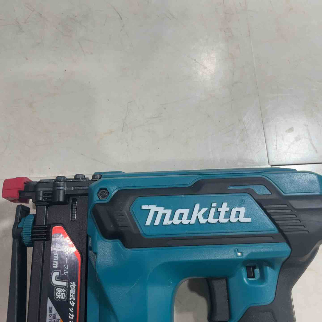 ★マキタ(makita) コードレスタッカ ST421DRG バッテリー1個、充電器付き【川口店】