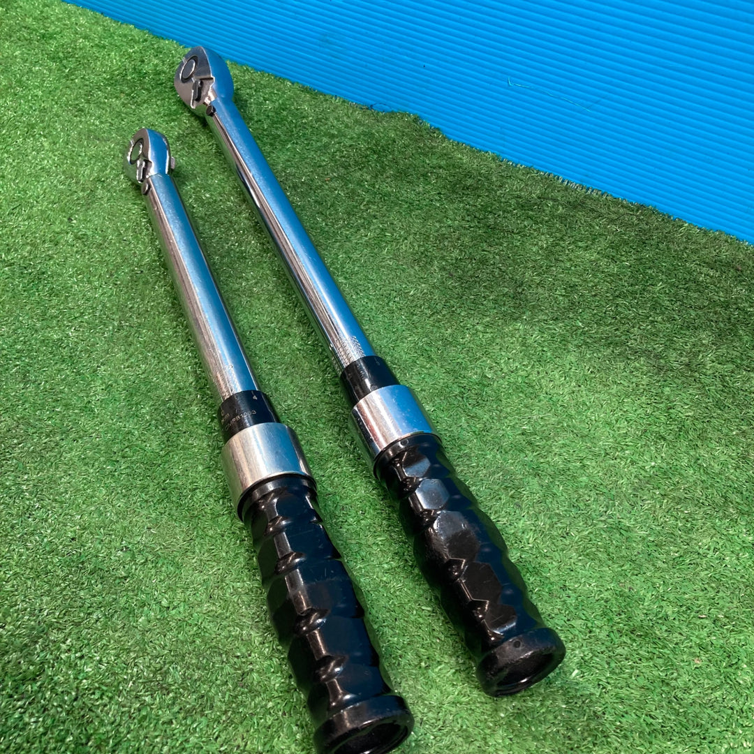 【中古品】KTC(ケーテーシー) プレセット型 トルクレンチ 60~300N・m CMPB3004・CMPB1003 2個セット【岩槻店】
