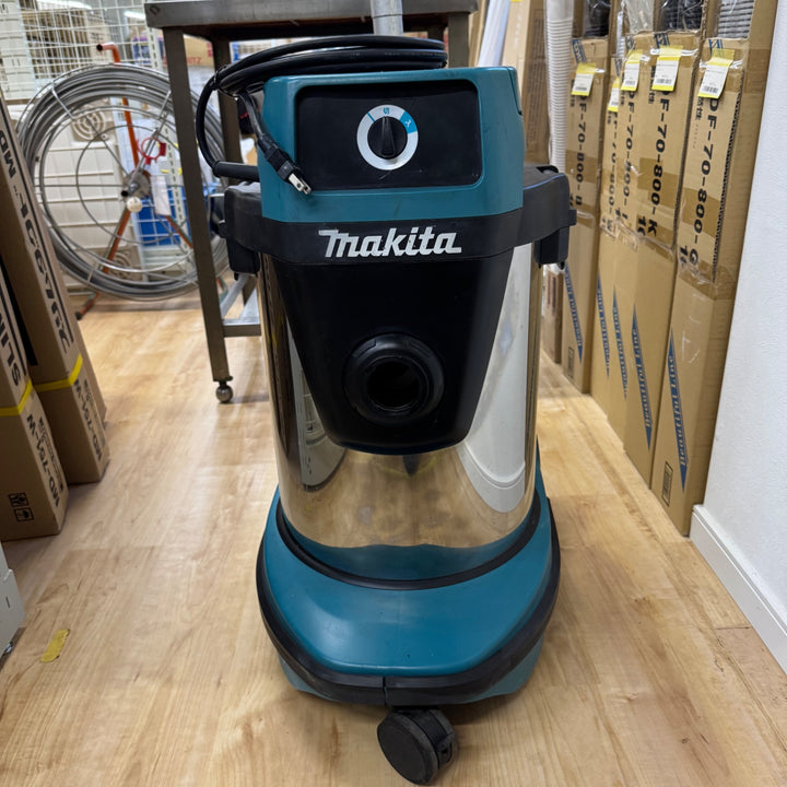 【中古品】マキタ(makita) 集じん機 490【電材館越谷店】