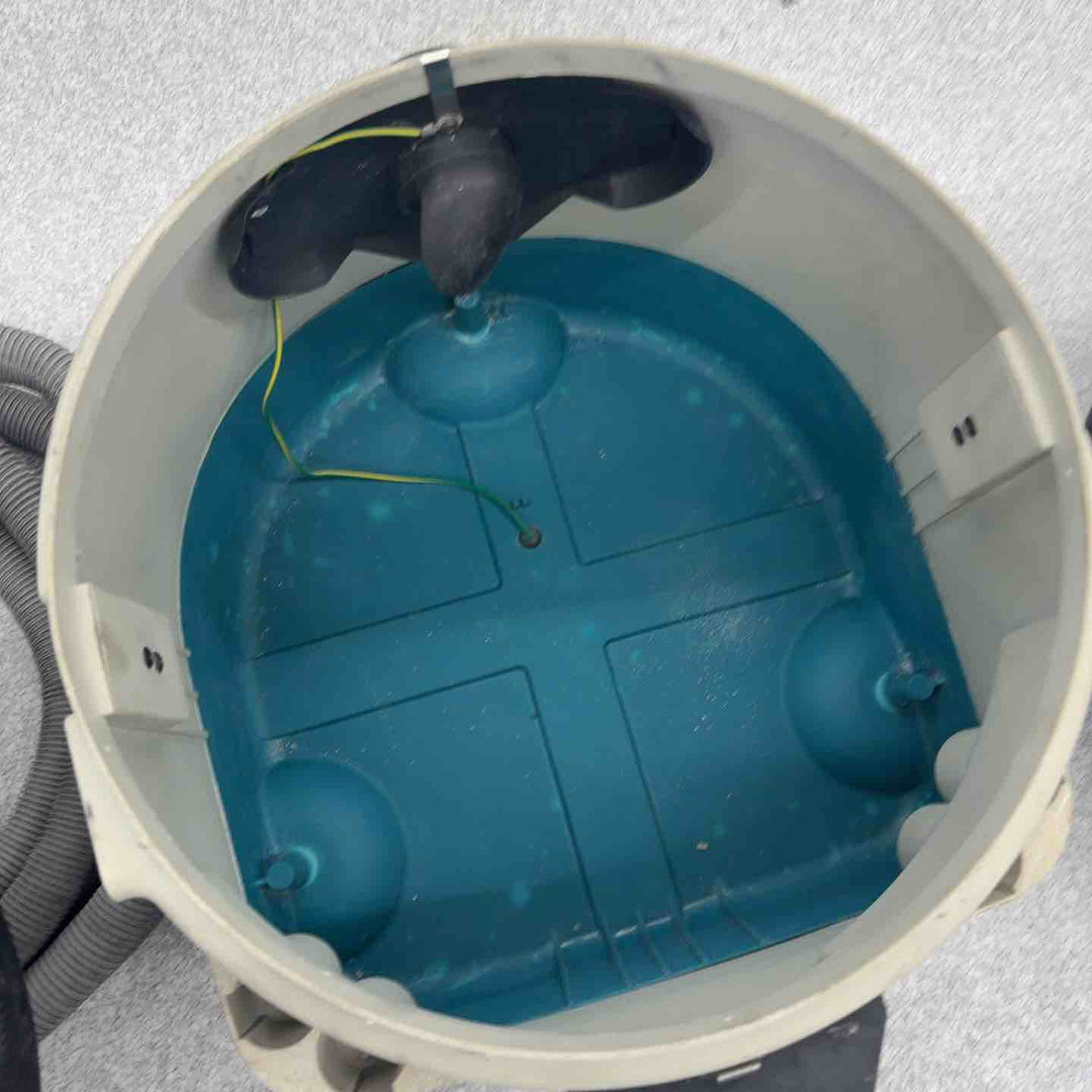 ◇マキタ(makita) 連動付き乾式専用集じん機 436(P)【八潮店】