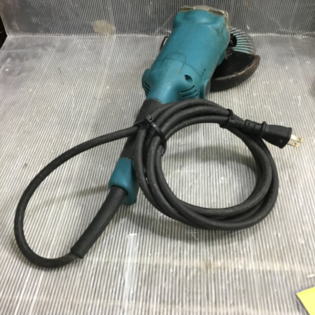 【中古】マキタ(makita) 150mmディスクグラインダ GA6010【草加店】