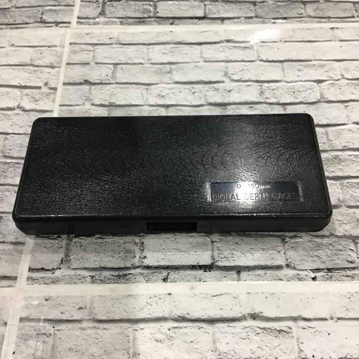 新潟精機 デジタルデプスゲージ 0-150mm SK GDCS-150D 深さ 測定【川口店】