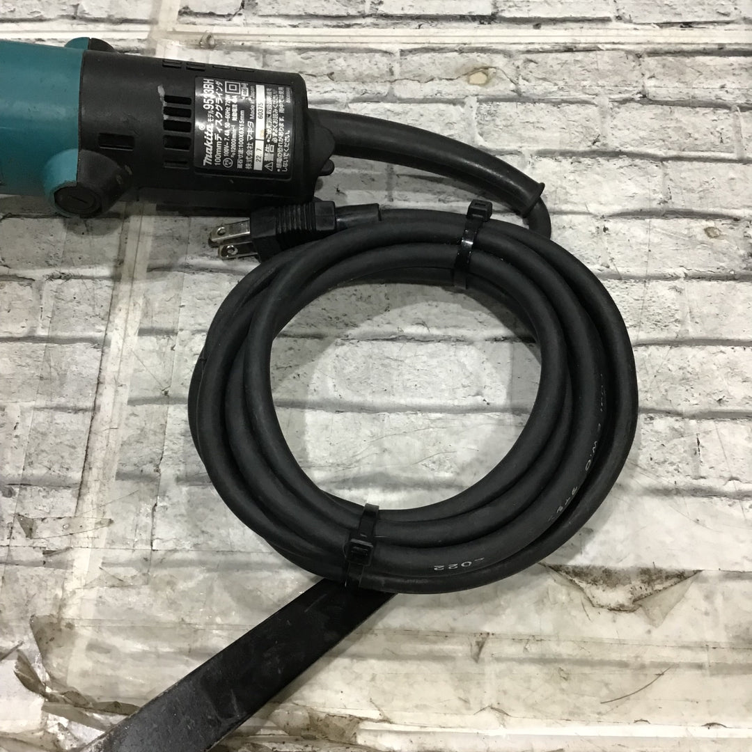 ○マキタ(makita) 100mmディスクグラインダ ボディ角度15°  9533BH【川口店】