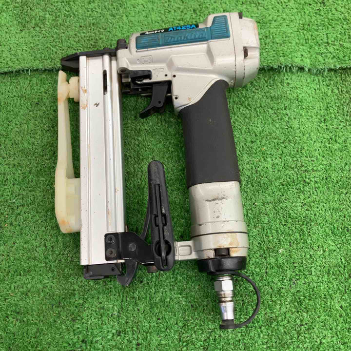 【中古品】 マキタ/makita 常圧エアタッカ・AT425A 【桶川店】