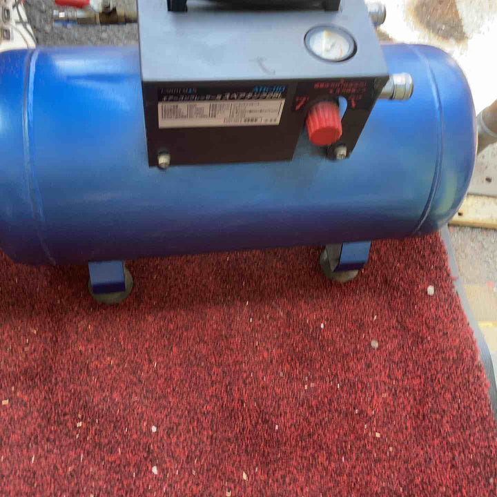 【店頭受取り限定】ACP-140 オイル式エアーコンプレッサー25L と ATK-110 エアーコンプレッサー用スペアタンク 1台 【町田店】