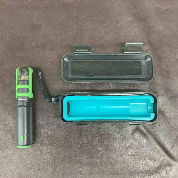 【中古品】 パナソニック(Panasonic) レーザー墨出し器 墨出し名人 十字・地墨 BTL1100G 【東大和店】