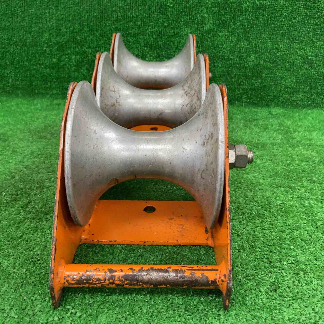 【中古品】▼育良精機 イクラ 三連コロ ケーブルコロ ISS-3600【川崎店】