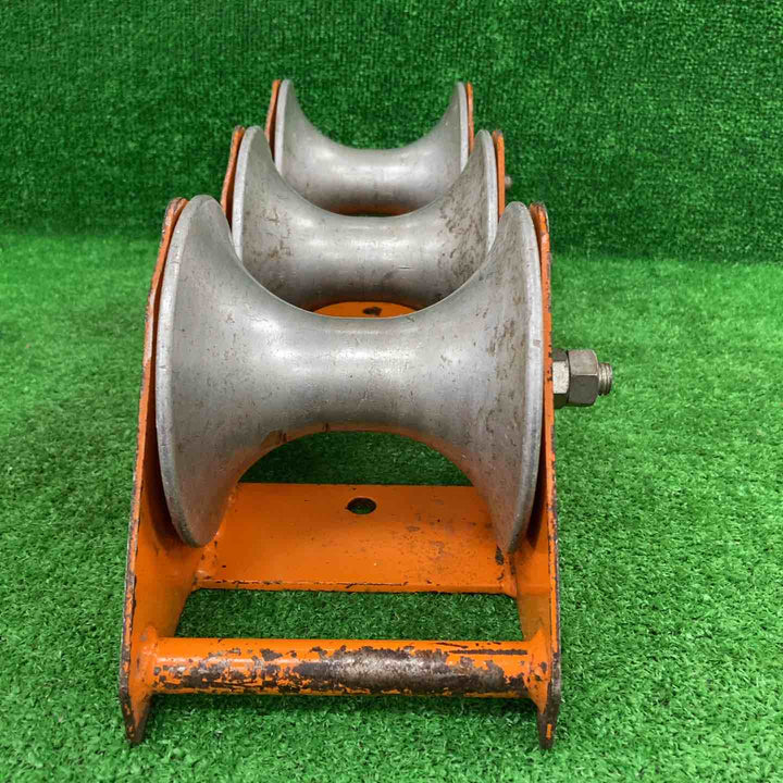 【中古品】▼育良精機 イクラ 三連コロ ケーブルコロ ISS-3600【川崎店】