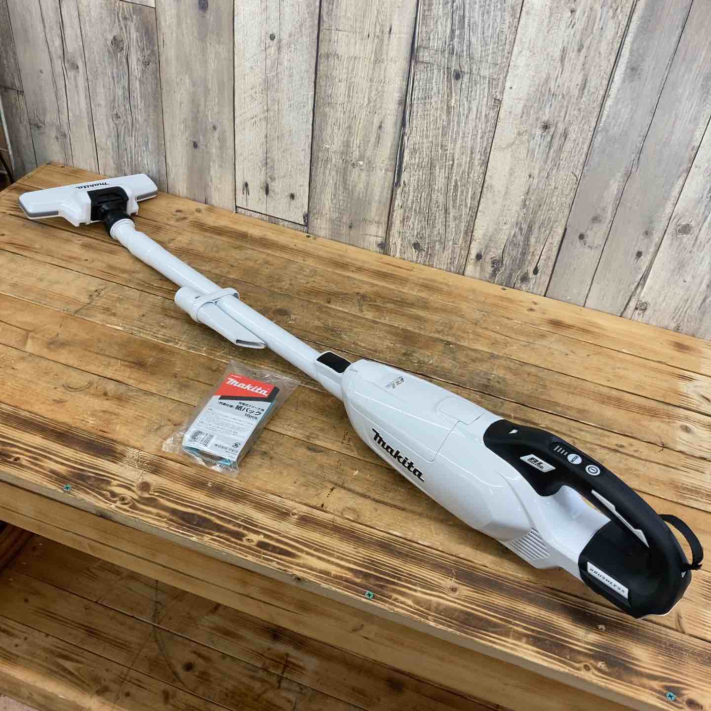 マキタ(makita) コードレスクリーナー CL285FDZW 【東大和店