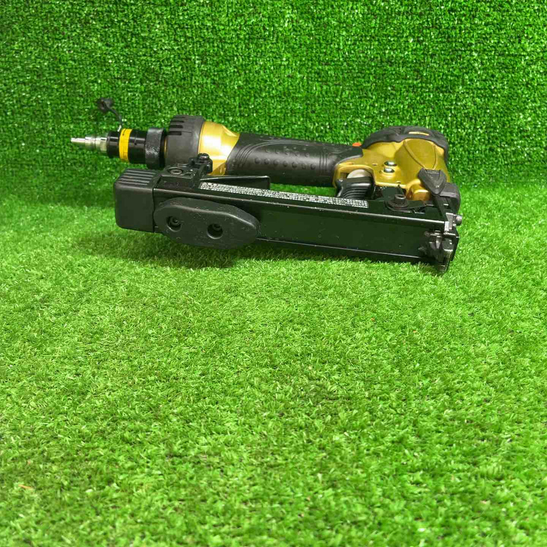 【中古品】 ハイコーキ(HIKOKI ※旧:日立工機) 高圧エアタッカ N2504HMB 【藤沢店】