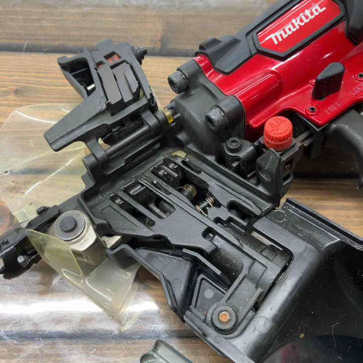 ★マキタ(makita) 高圧エア釘打ち機 AN533H【戸田店】
