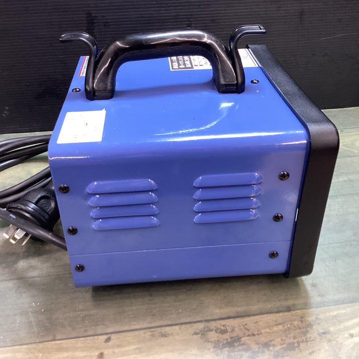 〇日動工業 降圧専用トランス 200V→100V 単巻トランス 連続定格 安全ブレーカ付 30A NTB-300D-CC-100V【東大和店】