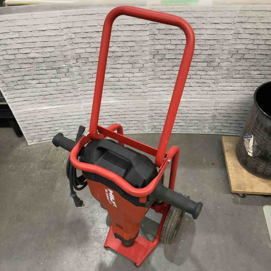 【店頭受取り限定】☆ヒルティ(HILTI) 電動ブレーカー TE2000-AVR【川口店】