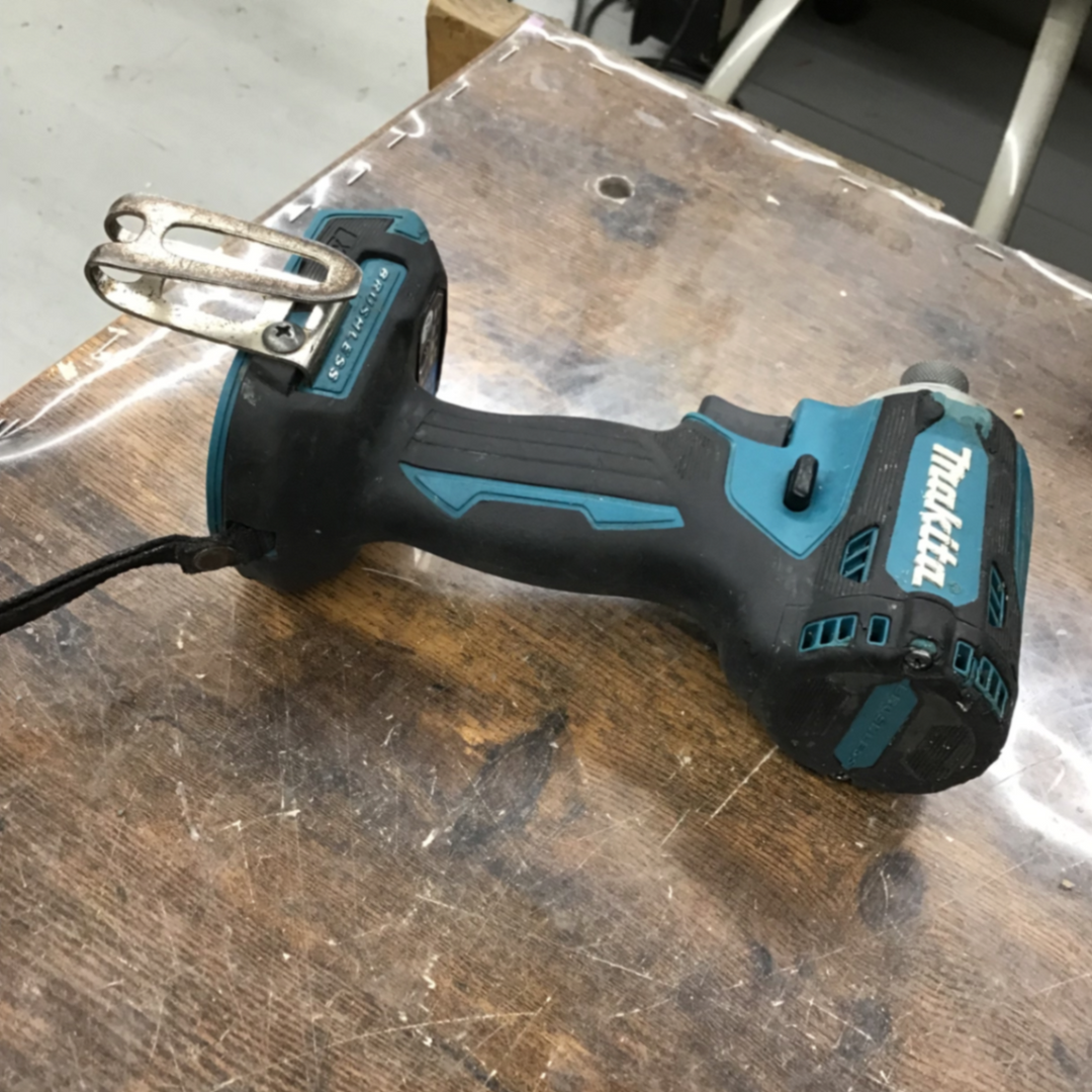 ★マキタ(makita) コードレスインパクトドライバー TD171DZ【戸田店】