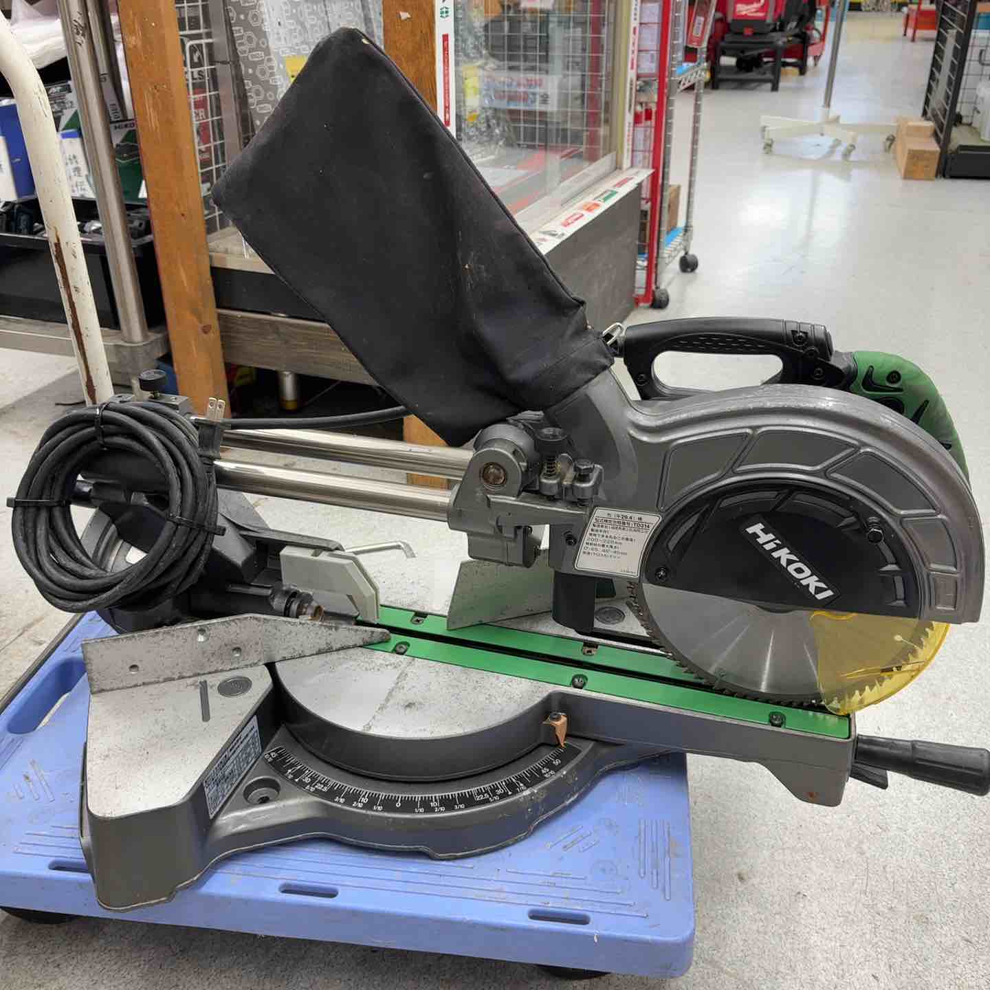 ◇ハイコーキ(HIKOKI ※旧:日立工機) 卓上スライド丸ノコ C8FSE【八潮店