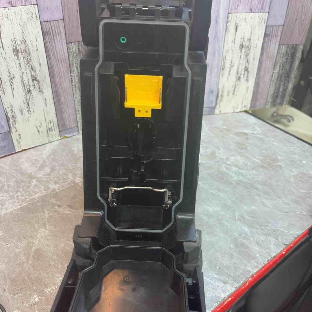 ☆マキタ(makita) コードレスラジオ MR103B【八潮店】
