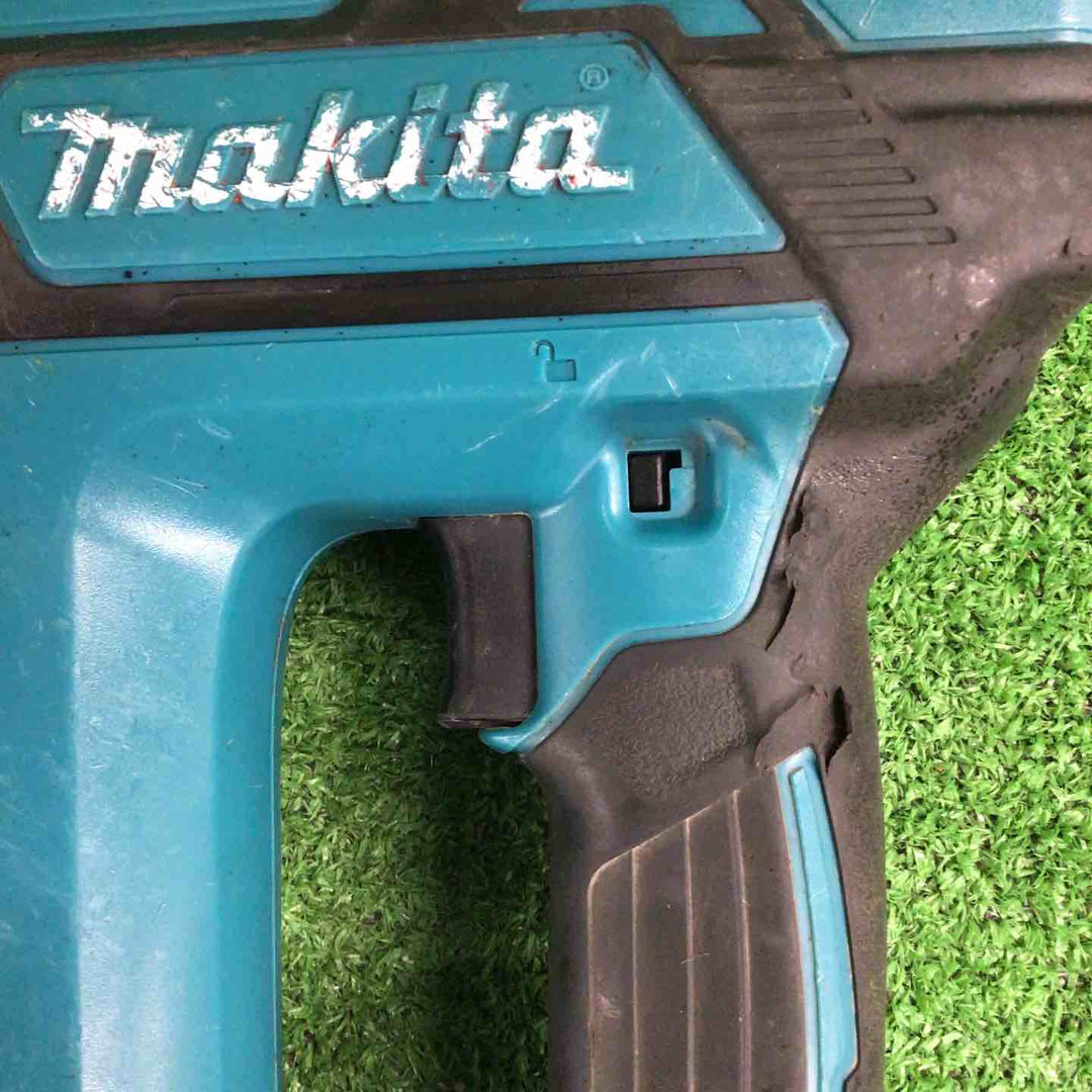 マキタ 充電式35mm面木釘打ち機 FN350DZ【川崎店】