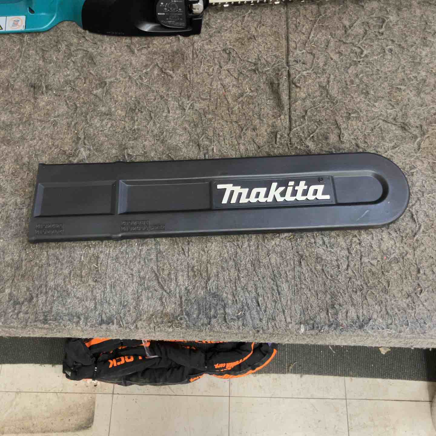 ☆マキタ(makita) 電気チェーンソー MUC401【鴻巣店】 – アクトツール