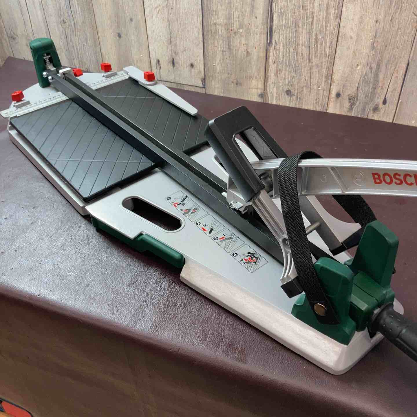 中古品】 BOSCH(ボッシュ) タイルカッター(640mm) PTC640 【東大和店 中古品】 BOSCH(ボッシュ) タイルカッター(640mm) PTC640 【東大和店