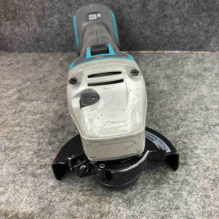 ☆マキタ(makita) 125mmコードレスディスクグラインダ GA504DZN (GA504DN)【鴻巣店】