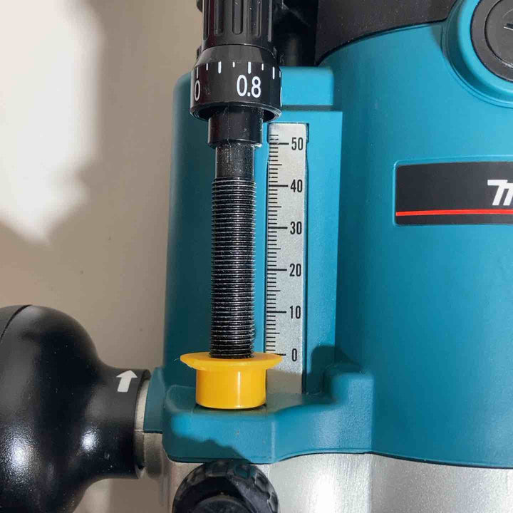 ☆マキタ(makita) ルーター RP0910【戸田店】