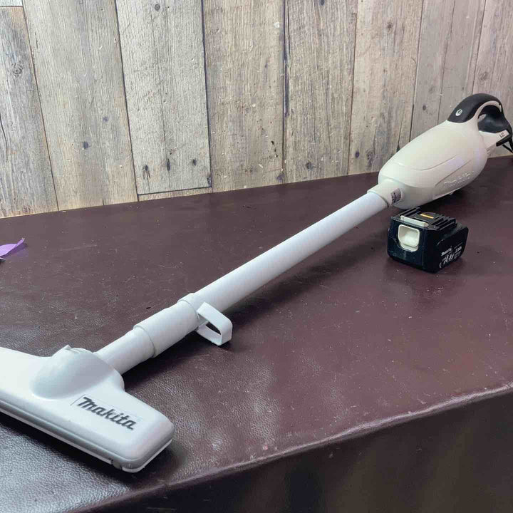 【中古品】◇マキタ(makita) コードレスクリーナ CL140FDZW バッテリー付属【東大和店】