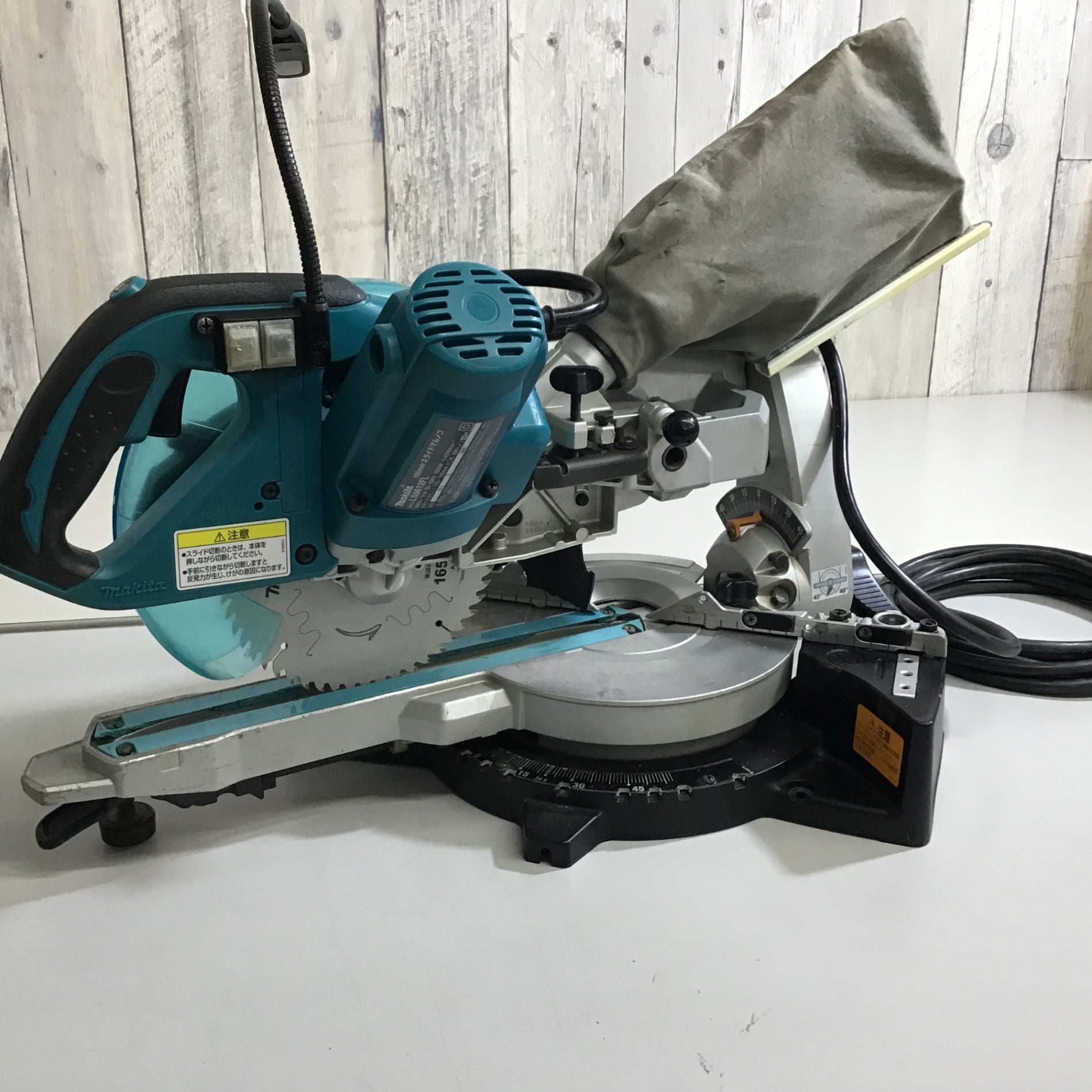 ☆マキタ(makita) 卓上スライドマルノコ LS0612FL【戸田店】 – アクト