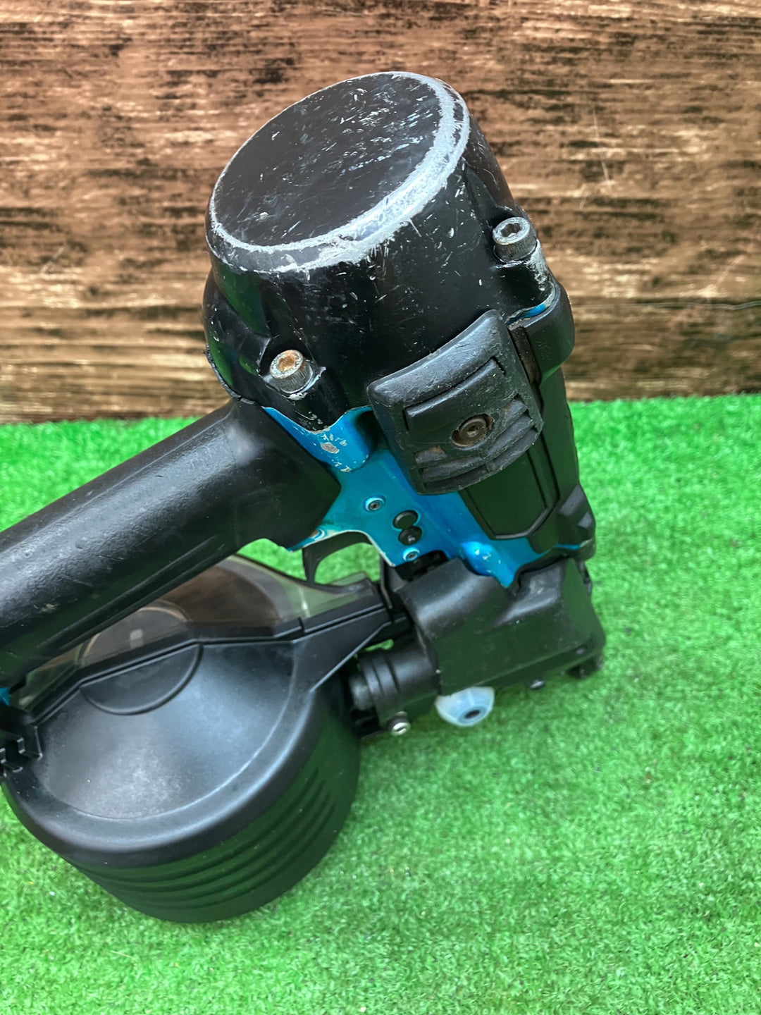 ★マキタ(makita) 高圧エア釘打ち機 AN633HM マガジン・コンタクトトップ新品！【川越店】