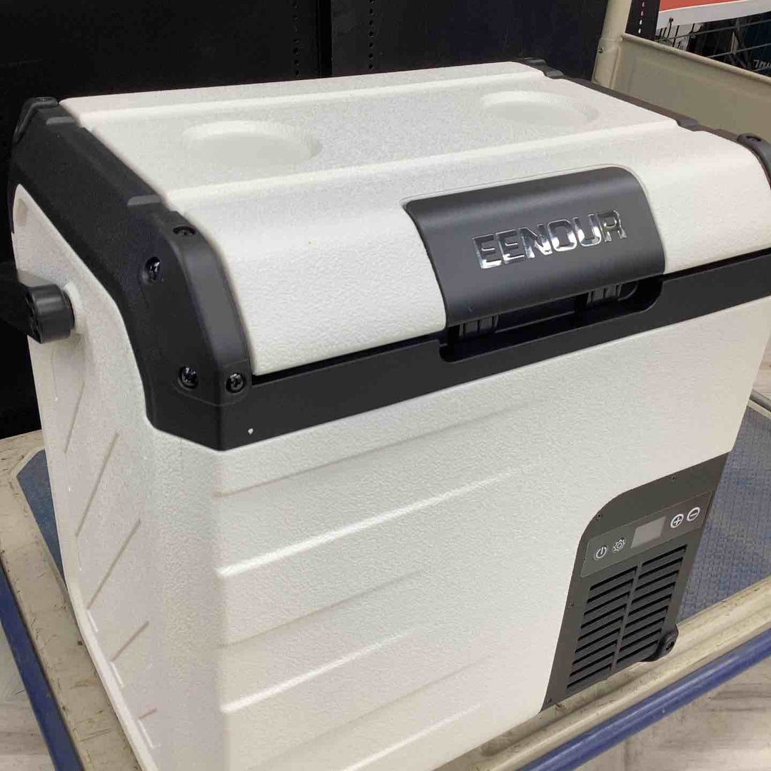 EENOUR コードレス冷温庫 D18 PRO バッテリー2個セット DB01 容量, 18リットル. 定格消費電力, 39W. 設定温度, -20℃～60℃.【越谷店】