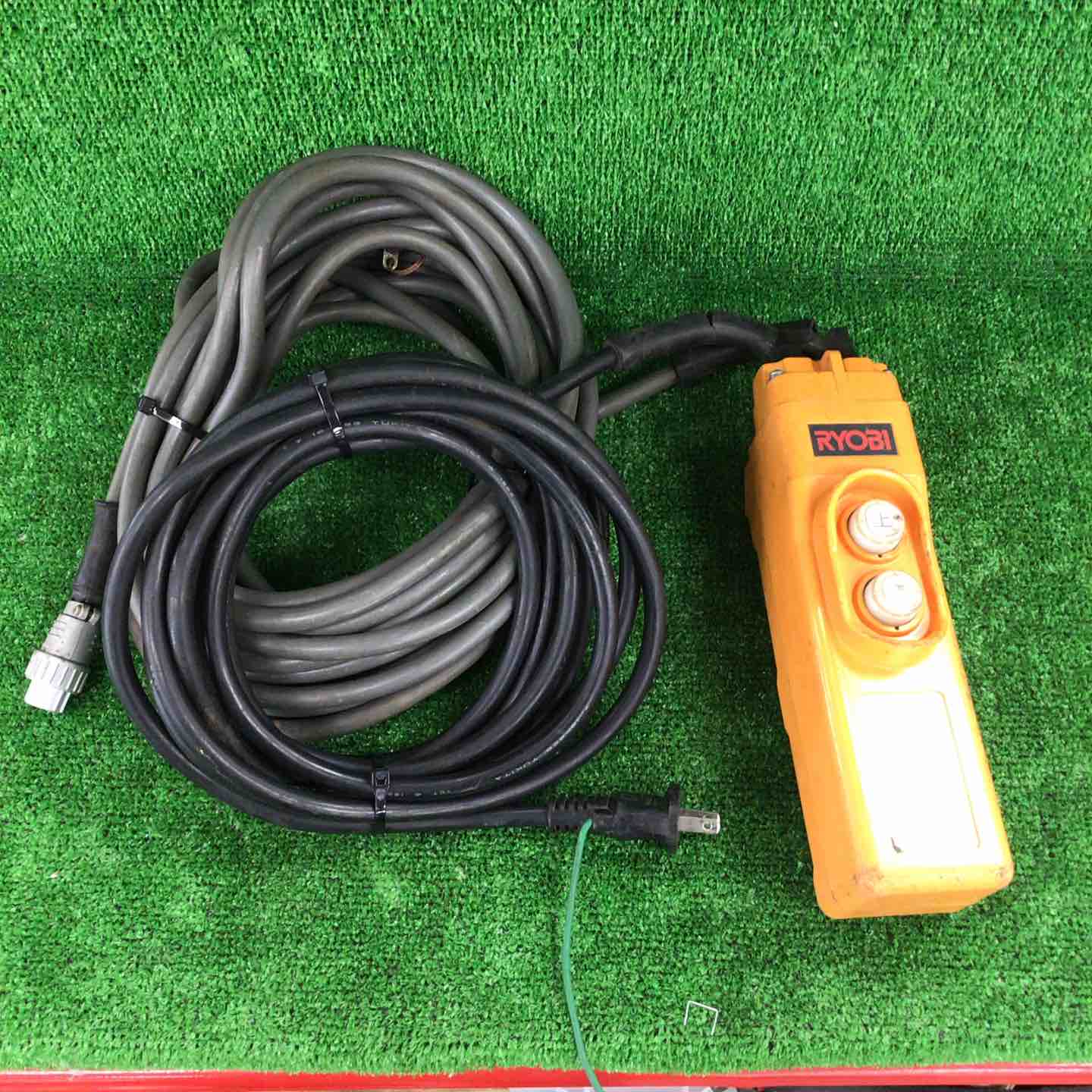 ◇リョービ(RYOBI) 小型ウインチ WI-61CDX (Φ4mmx15m)【川崎店