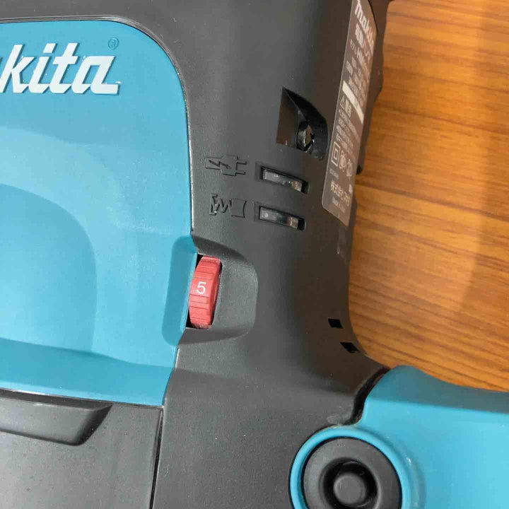 【中古品】★マキタ(makita) 電動ハンマ HM1111C【八潮店】