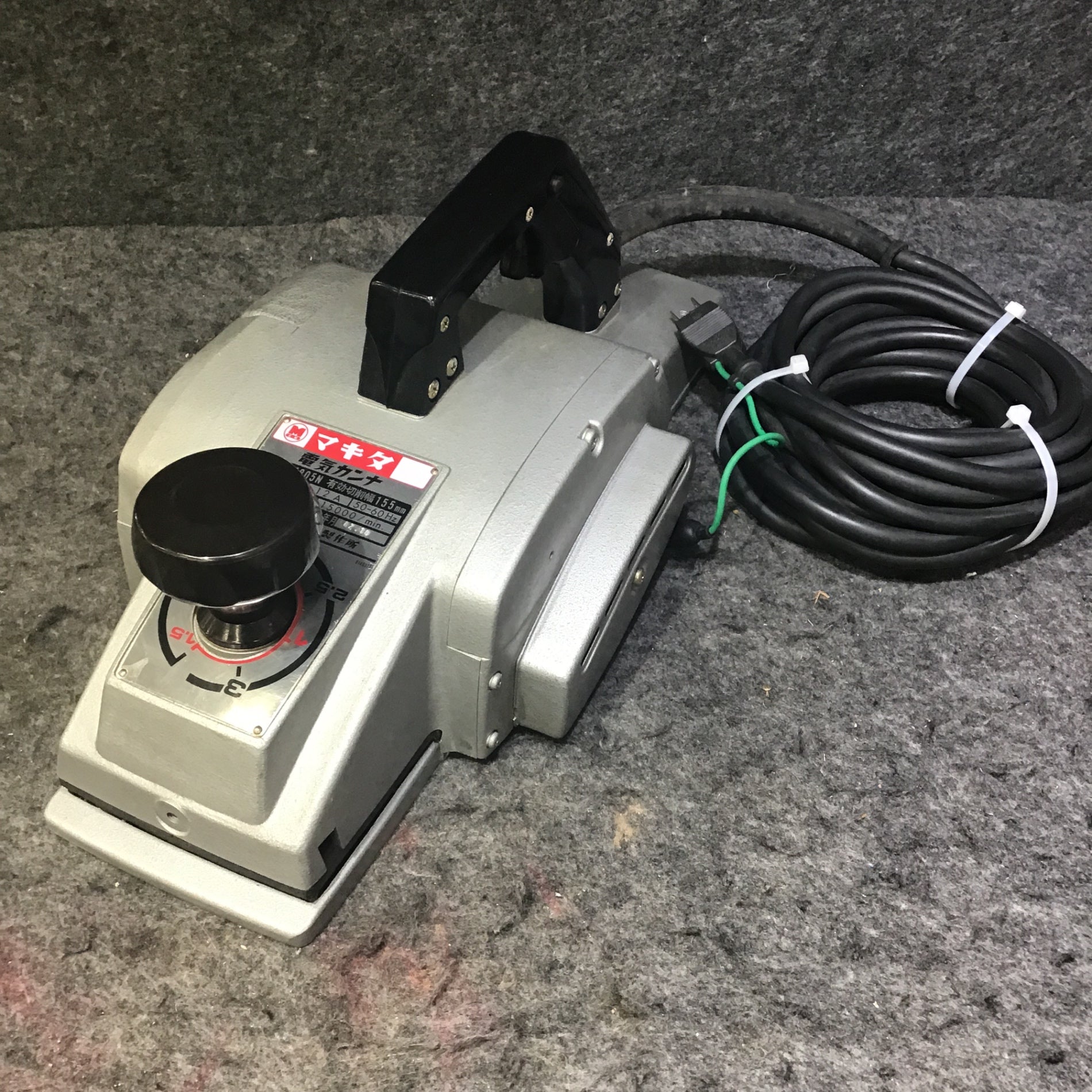 【中古品】マキタ電気カンナ1805N Makita - ☆中古品☆makita マキタ 155mm 電気カンナ 1805N 刃