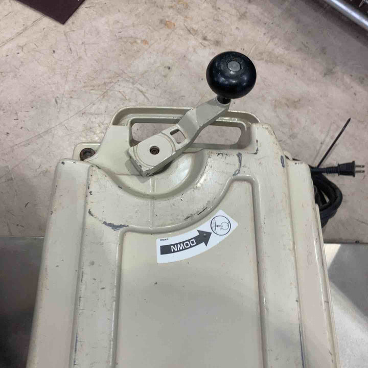 【店頭受取り限定】☆マキタ(makita) 自動カンナ 2012NB【町田店】