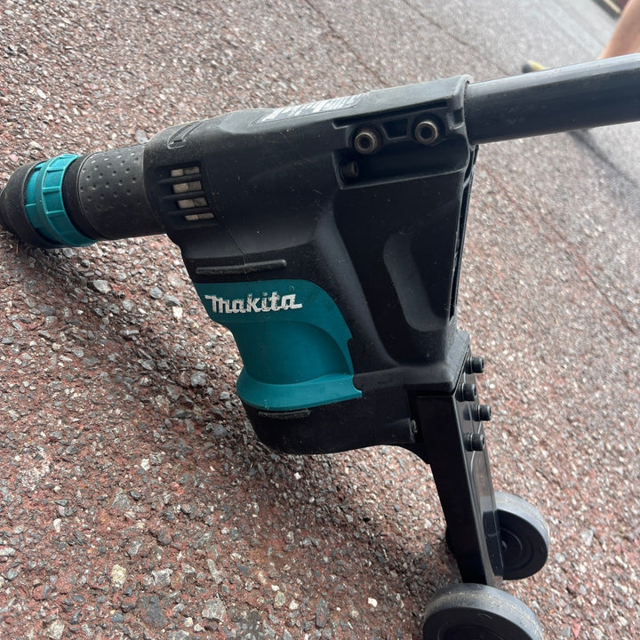 ★マキタ(makita) 電動ケレン ロングハンドルタイプ HK1820L【越谷店】