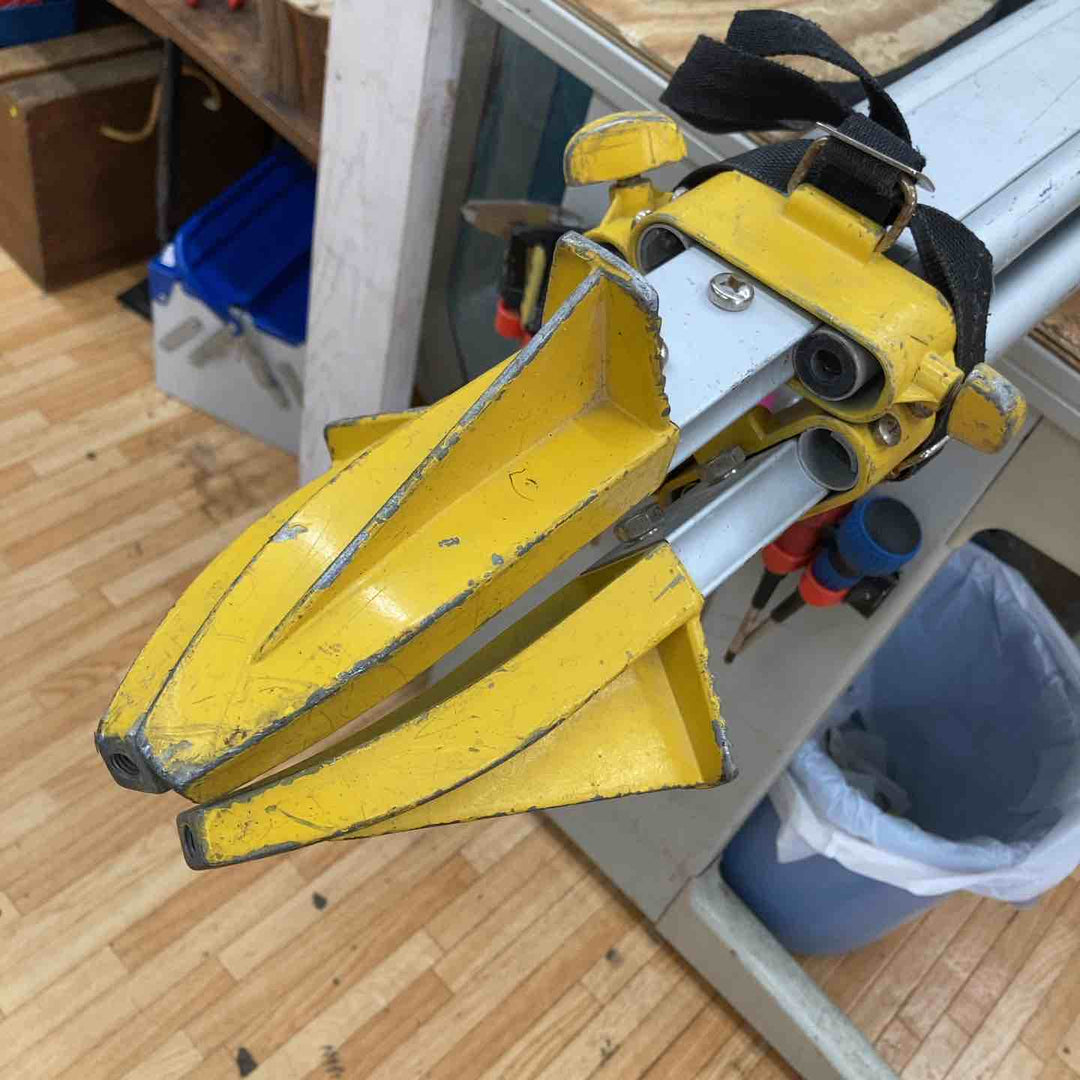 ◇タジマ(Tajima) レーザー墨出し器 エレベーター三脚 3000ライト ELV-300LT【越谷店】