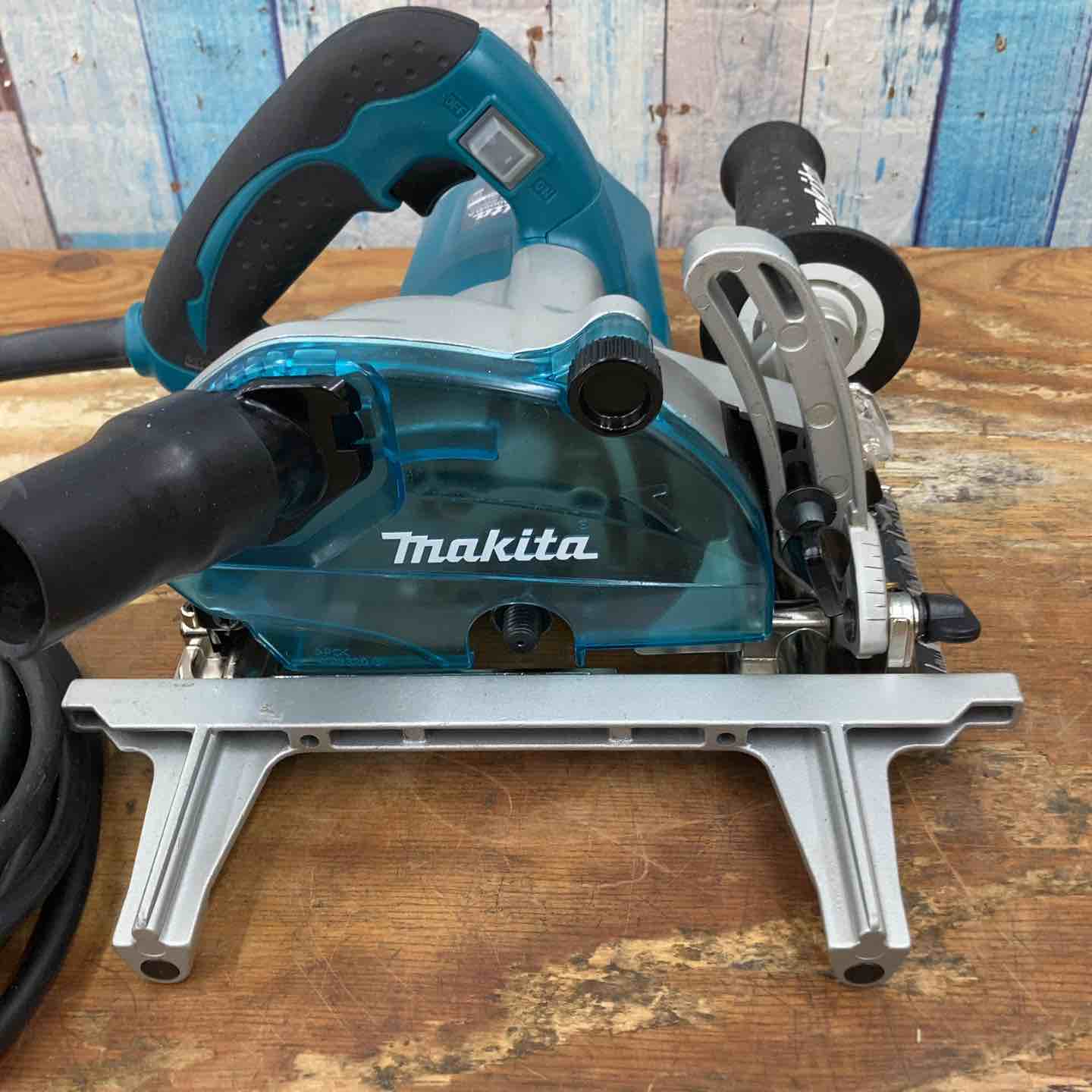 マキタ 溝切り鉋 ☆マキタ(makita) 小型ミゾキリ 溝切 3005BA【柏店】 – アクトツール