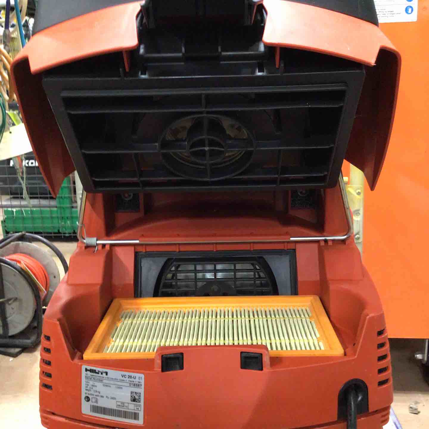 ◇ヒルティ(HILTI) バキュームクリーナー VC-20U 集じん機【草加店 ◇ヒルティ(HILTI) バキュームクリーナー VC-20U 集じん機【草加店