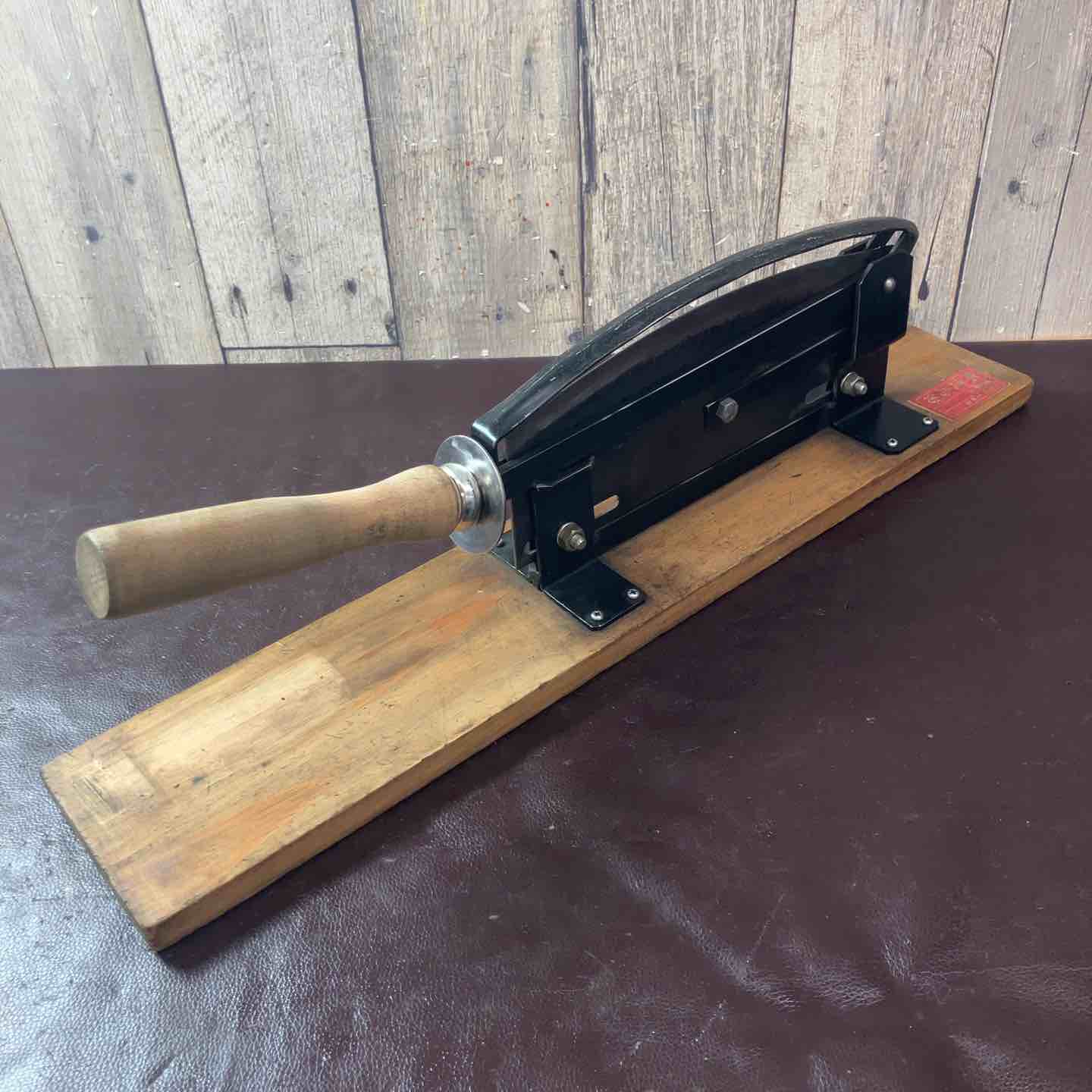 【中古品】押切300 農鍛冶 郷道忠治【東大和店】 中古品】押切300 農鍛冶 郷道忠治【東大和店】 – アクトツール